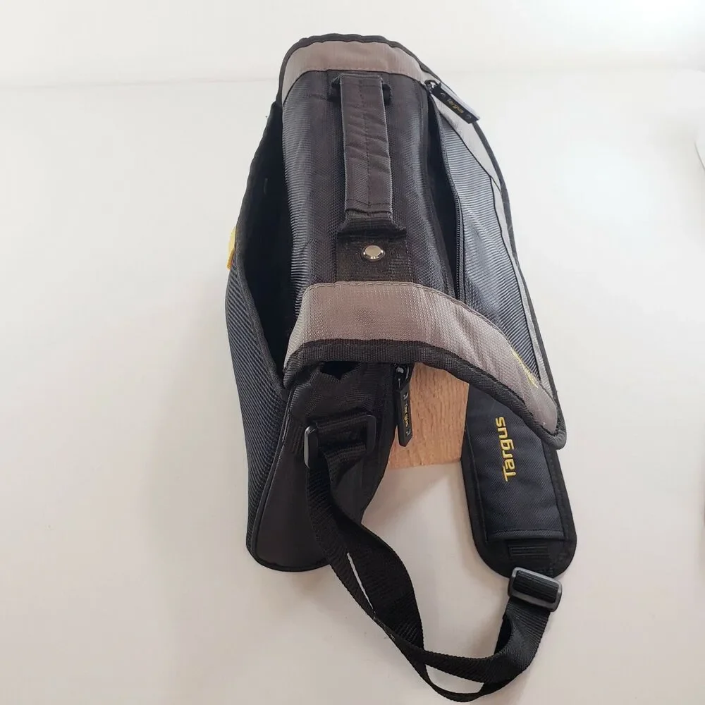 Targus CityGear Mini Messenger Bag iPad Tablets Soft Case Carrier Black Grey